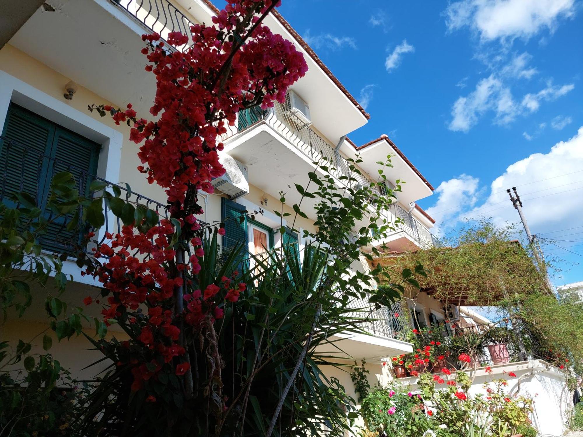Ammousa Hotel Apartments Lixouri Luaran gambar