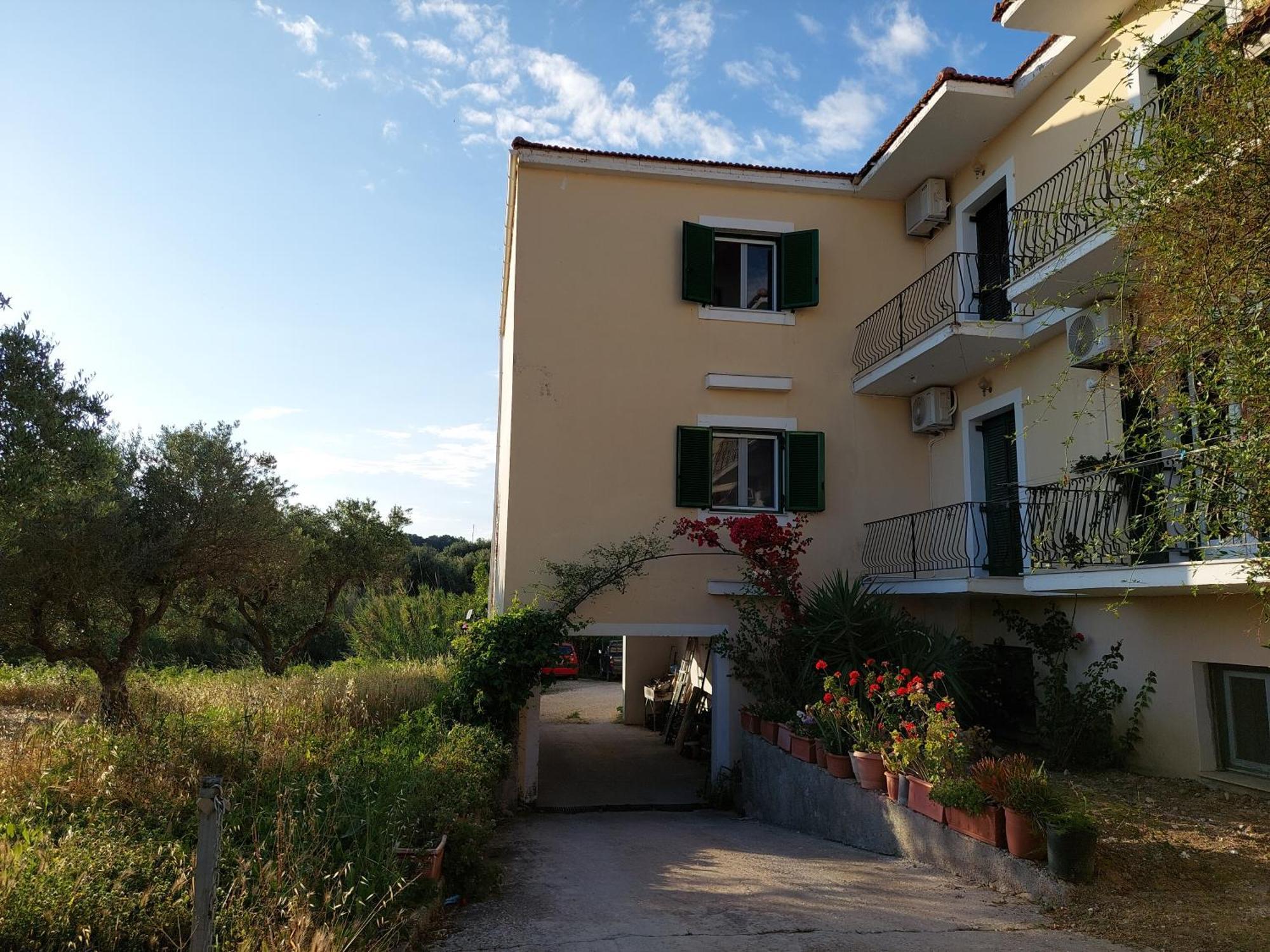 Ammousa Hotel Apartments Lixouri Luaran gambar